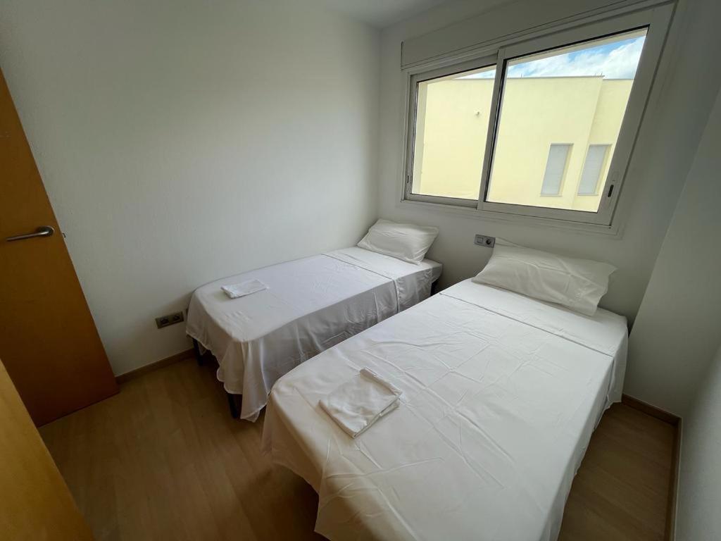 Atico En Port Gran Roses Apartment Exterior photo