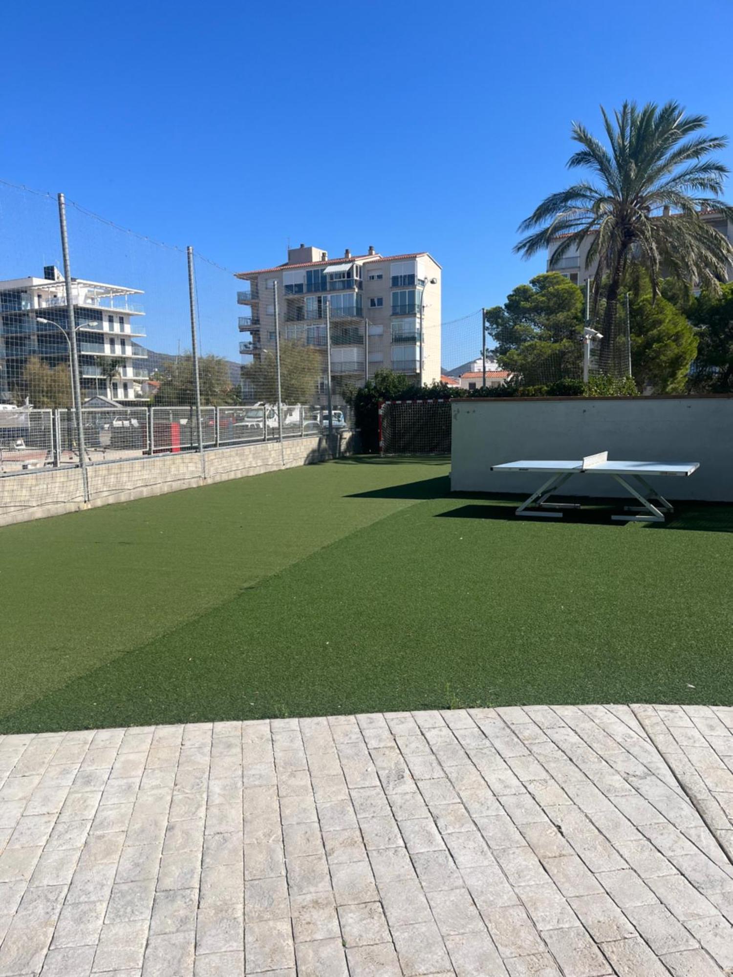 Atico En Port Gran Roses Apartment Exterior photo