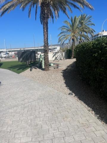 Atico En Port Gran Roses Apartment Exterior photo